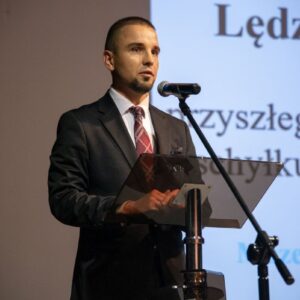 Od Bolesława do Stanisława. Z dziejów monarchii polskiej 1025 – 1795.