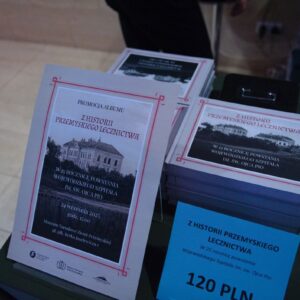 „Z historii przemyskiego lecznictwa. W 25 rocznicę powstania Wojewódzkiego Szpitala im. św. Ojca Pio” – promocja nowego albumu