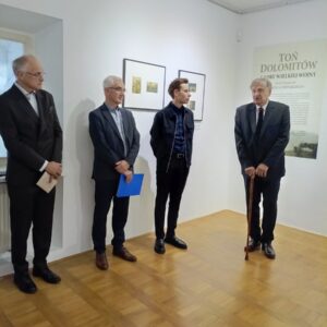 Toń Dolomitów. Kadry wielkiej wojny w fotografii Adama Osińskiego