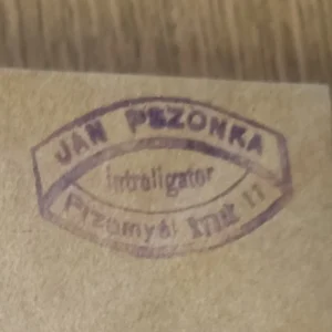 Introligatorzy – przykłady znakowanych wydawnictw w zbiorach Biblioteki MNZP