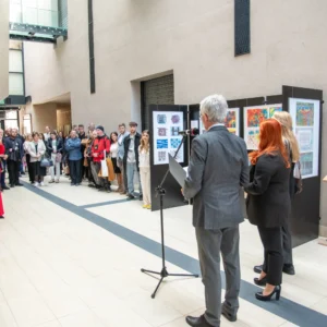 Kolor światła – rytm emocji