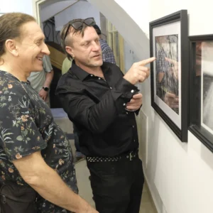 Roman Łuszczki „Nim przyjdzie zmierzch” – fotorelacja z wernisażu