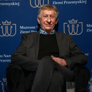 Pokaz filmu Tomasza Magierskiego „Julian Stańczak. Złapać światło”