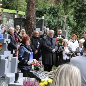 Uroczystość odsłonięcia tablicy upamiętniającej Teofilę Kic